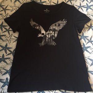 American Eagle Favorite Tee